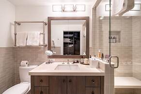 Lodge at Vail Condominiums