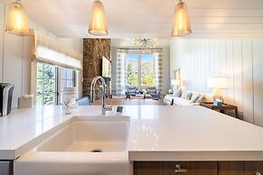 Lodge at Vail Condominiums