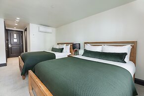 Lodge at Vail Condominiums