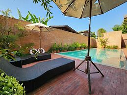 Athita The Hidden Court Chiang Saen