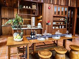 Athita The Hidden Court Chiang Saen