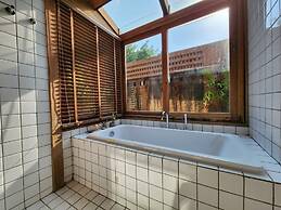 Athita The Hidden Court Chiang Saen