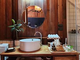 Athita The Hidden Court Chiang Saen