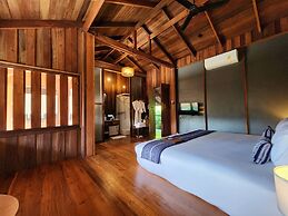 Athita The Hidden Court Chiang Saen