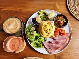 Athita The Hidden Court Chiang Saen