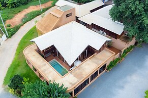 Athita The Hidden Court Chiang Saen