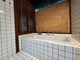 Athita The Hidden Court Chiang Saen