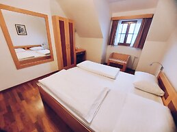 Pohorje Village Wellbeing Resort – Family Apartments Bolfenk