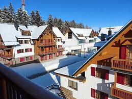 Pohorje Village Wellbeing Resort – Family Apartments Bolfenk