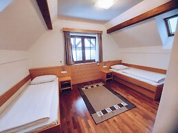 Pohorje Village Wellbeing Resort – Family Apartments Bolfenk