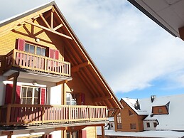 Pohorje Village Wellbeing Resort – Family Apartments Bolfenk
