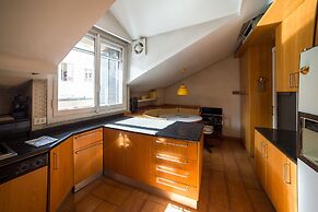 HbHall - Duomo Suite 7 Apartment