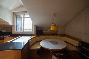 HbHall - Duomo Suite 7 Apartment