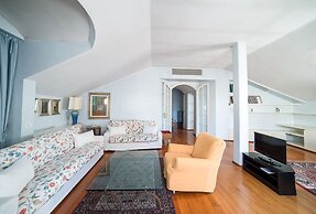 HbHall - Duomo Suite 7 Apartment