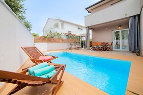 Beautiful Villa With Private Pool, Krk, Croatia