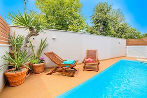 Beautiful Villa With Private Pool, Krk, Croatia