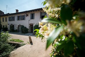 HbHall - Navigli 2 Apartment