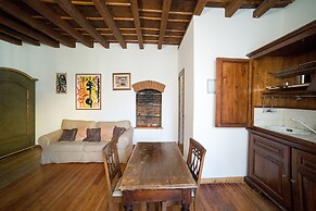 HbHall - Navigli 2 Apartment