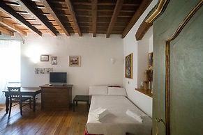 HbHall - Navigli 2 Apartment