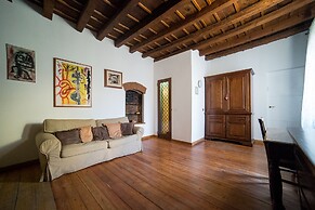 HbHall - Navigli 2 Apartment