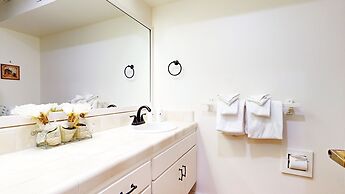 Snowcreek V 840 Spacious with Mountain Views, Gas Grill, Washer Dryer 