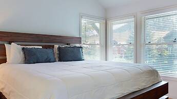 Snowcreek V 840 Spacious with Mountain Views, Gas Grill, Washer Dryer 