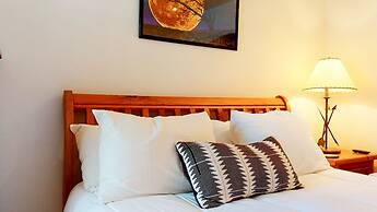 Snowcreek V 840 Spacious with Mountain Views, Gas Grill, Washer Dryer 