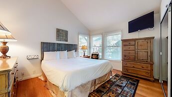 Snowcreek V 840 Spacious with Mountain Views, Gas Grill, Washer Dryer 