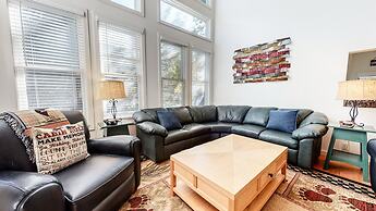 Snowcreek V 840 Spacious with Mountain Views, Gas Grill, Washer Dryer 