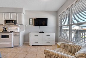 Lagoon Landing 305 1 Bedroom Condo by RedAwning