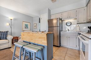 Lagoon Landing 305 1 Bedroom Condo by RedAwning