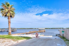 Lagoon Landing 305 1 Bedroom Condo by RedAwning