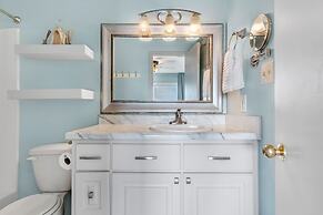 Lagoon Landing 305 1 Bedroom Condo by RedAwning