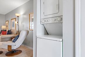 Lagoon Landing 305 1 Bedroom Condo by RedAwning