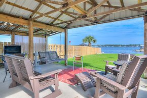 Lagoon Landing 305 1 Bedroom Condo by RedAwning