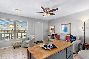 Lagoon Landing 305 1 Bedroom Condo by RedAwning