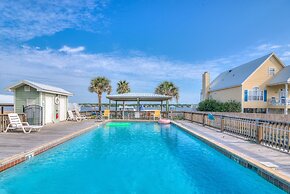 Lagoon Landing 305 1 Bedroom Condo by RedAwning