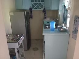 Lovely 1-bed Cottage in St Catherine Jamaica