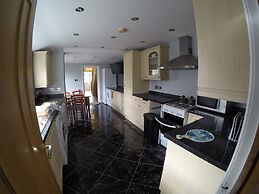 Beautiful and Spacious House in North Wales, UK