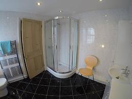 Beautiful and Spacious House in North Wales, UK