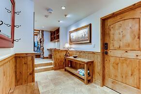 Village Center Condo 4J