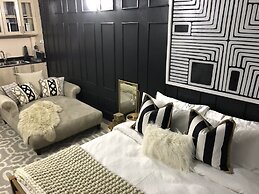 The Studio Nairobi 5 Luxury