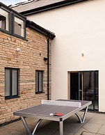 Mono Luxe Villa in Newcastle Upon Tyne