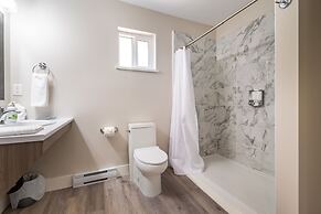 Pathfinder Camp Resorts  Agassiz