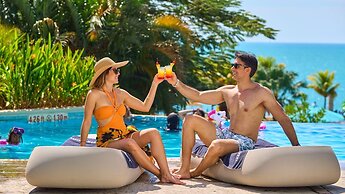 Gran Evenia Bijao & Convention Center