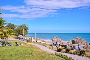 Gran Evenia Bijao & Convention Center