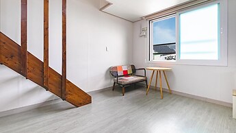 Jeju Stay Dalggum Pension