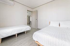 Jeju Stay Dalggum Pension