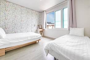 Jeju Stay Dalggum Pension