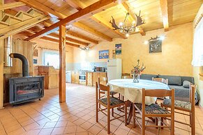 Chalet Zavrh 2 With Whirlpool And Sauna